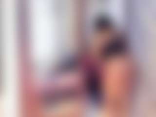 Laura Saenz's Live Sex Cam Show