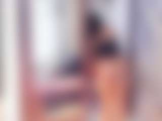 Laura Saenz's Live Sex Cam Show