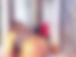 Laura Saenz's Live Sex Cam Show