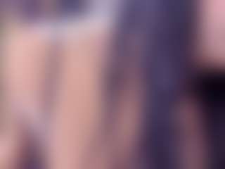 Laura Saenz's Live Sex Cam Show