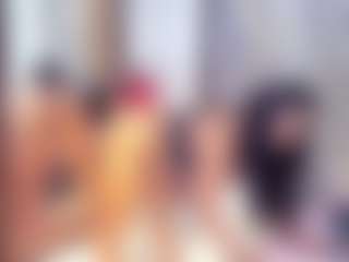 Laura Saenz's Live Sex Cam Show
