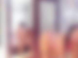 Laura Saenz's Live Sex Cam Show