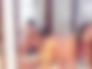 Laura Saenz's Live Sex Cam Show