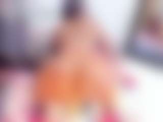 Laura Saenz's Live Sex Cam Show