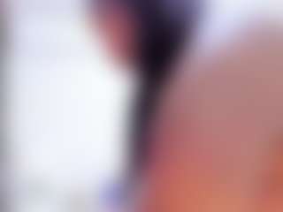 Laura Saenz's Live Sex Cam Show