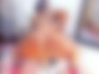 Laura Saenz's Live Sex Cam Show