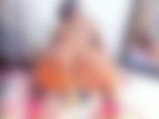 Laura Saenz's Live Sex Cam Show