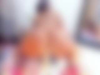 Laura Saenz's Live Sex Cam Show