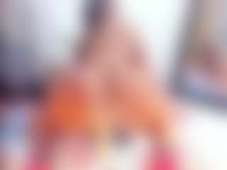 Laura Saenz's Live Sex Cam Show