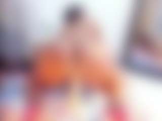 Laura Saenz's Live Sex Cam Show