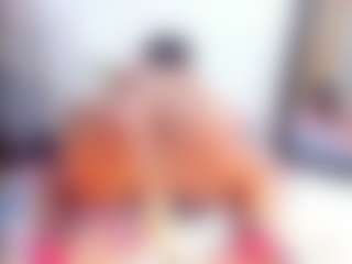 Laura Saenz's Live Sex Cam Show