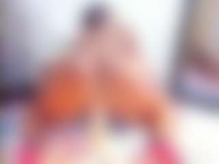 Laura Saenz's Live Sex Cam Show