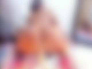 Laura Saenz's Live Sex Cam Show