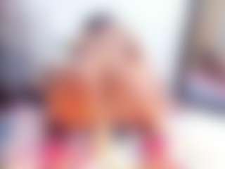 Laura Saenz's Live Sex Cam Show