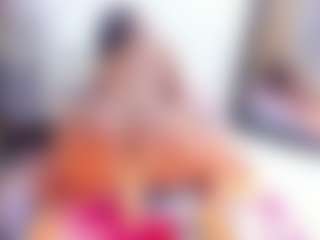 Laura Saenz's Live Sex Cam Show