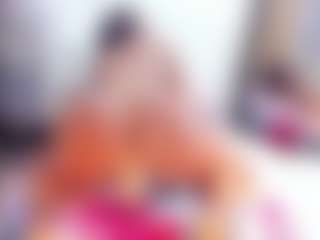 Laura Saenz's Live Sex Cam Show