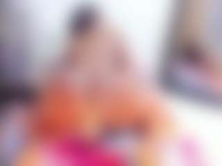 Laura Saenz's Live Sex Cam Show