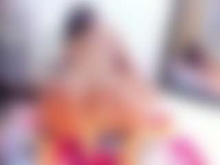 Laura Saenz's Live Sex Cam Show