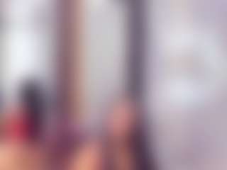 Laura Saenz's Live Sex Cam Show