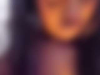 Laura Saenz's Live Sex Cam Show