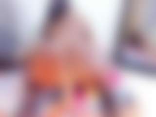 Laura Saenz's Live Sex Cam Show
