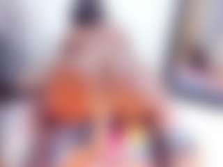 Laura Saenz's Live Sex Cam Show