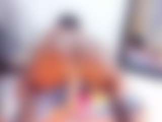 Laura Saenz's Live Sex Cam Show