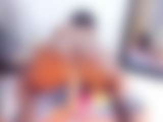 Laura Saenz's Live Sex Cam Show