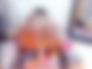 Laura Saenz's Live Sex Cam Show