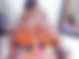 Laura Saenz's Live Sex Cam Show