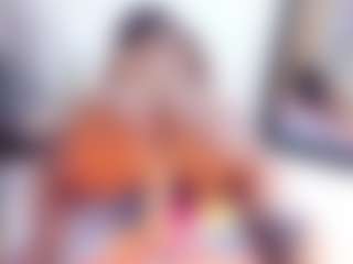 Laura Saenz's Live Sex Cam Show
