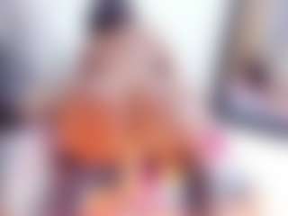 Laura Saenz's Live Sex Cam Show