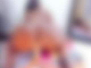 Laura Saenz's Live Sex Cam Show
