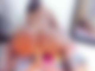 Laura Saenz's Live Sex Cam Show
