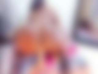 Laura Saenz's Live Sex Cam Show