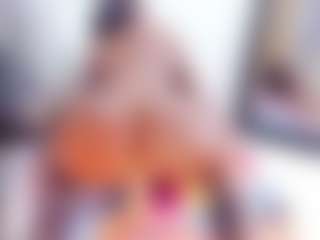 Laura Saenz's Live Sex Cam Show