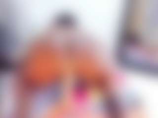 Laura Saenz's Live Sex Cam Show