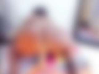 Laura Saenz's Live Sex Cam Show