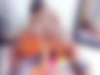 Laura Saenz's Live Sex Cam Show