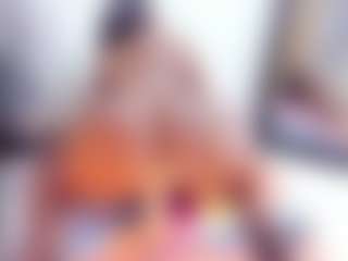 Laura Saenz's Live Sex Cam Show