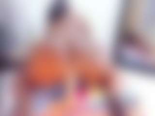 Laura Saenz's Live Sex Cam Show