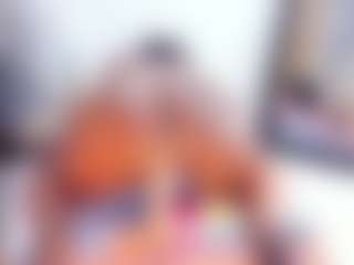 Laura Saenz's Live Sex Cam Show