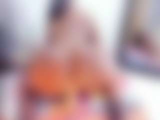 Laura Saenz's Live Sex Cam Show
