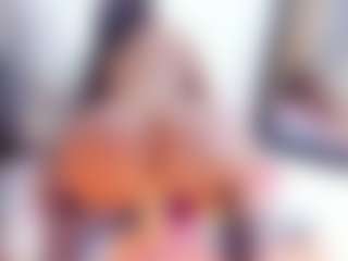 Laura Saenz's Live Sex Cam Show