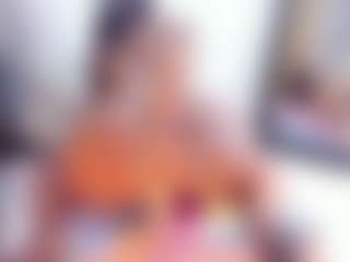 Laura Saenz's Live Sex Cam Show