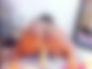Laura Saenz's Live Sex Cam Show