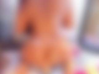 Laura Saenz's Live Sex Cam Show