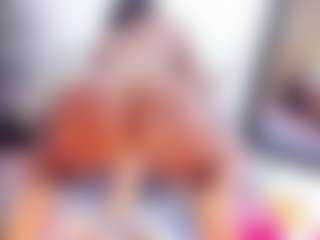 Laura Saenz's Live Sex Cam Show