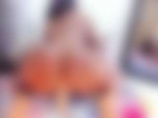 Laura Saenz's Live Sex Cam Show