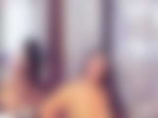 Laura Saenz's Live Sex Cam Show